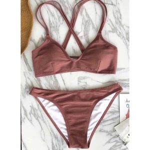Cupshe Rose Bikini